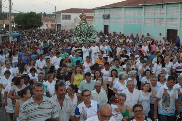 Procissão marcou o encerramento da Festa de Nossa Senhora da Conceição 2014 em Jardim do Seridó