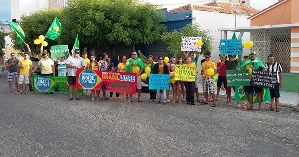 Movimento Brasil Livre fez manifesto em Caicó pelo “Impeachment Já”