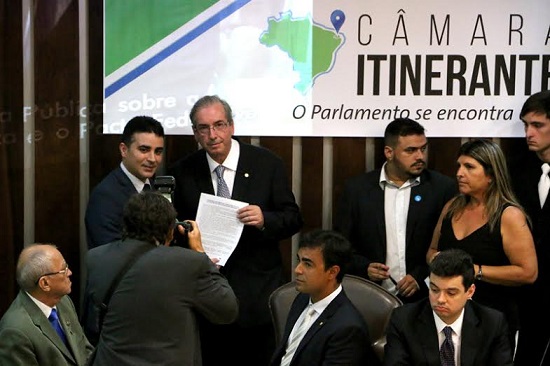 Eduardo Cunha recebe manifesto em apoio à Reforma Política e o Pacto federativo dos prefeitos e vereadores do RN