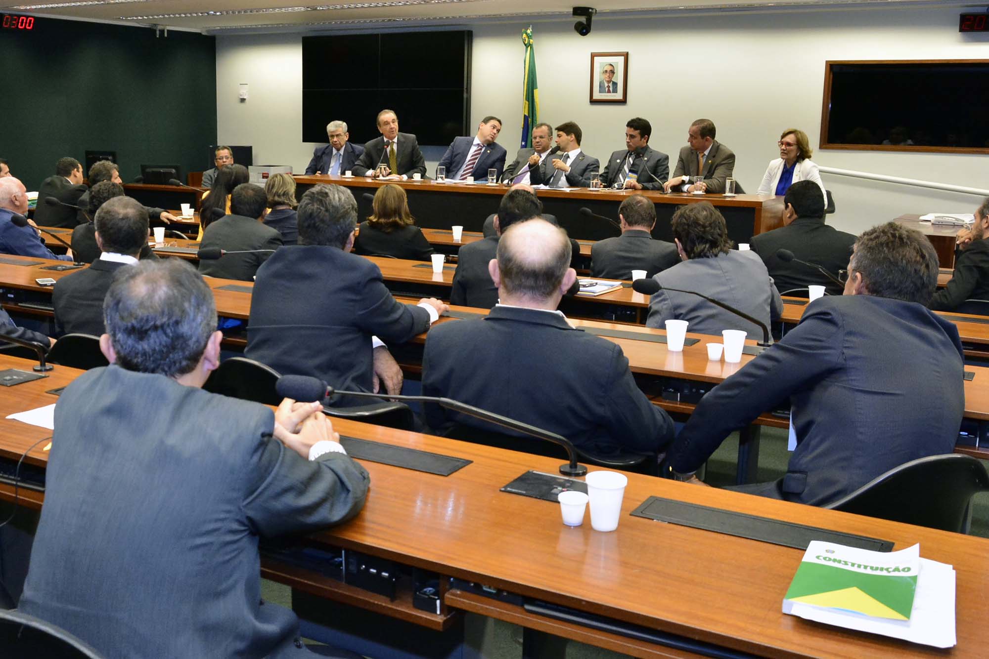 Pacto federativo e crise hídrica pautam reunião dos prefeitos com a bancada do RN‏