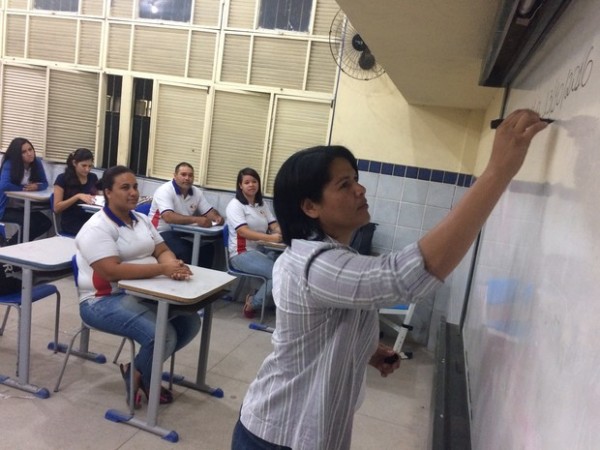 mulher_volta_a_estudar_sete_anos_depois_de_abandonar_a_escola_e_se_torna_professora_2