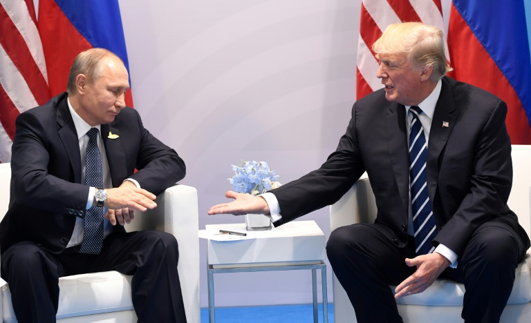 Putin convida Trump a ‘cooperação pragmática’ em 2018