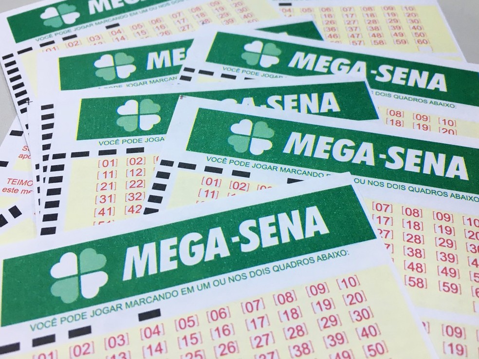 Mega-Sena pode pagar R$ 48 milhões neste sábado (3) (Foto: Heloise Hamada/G1)