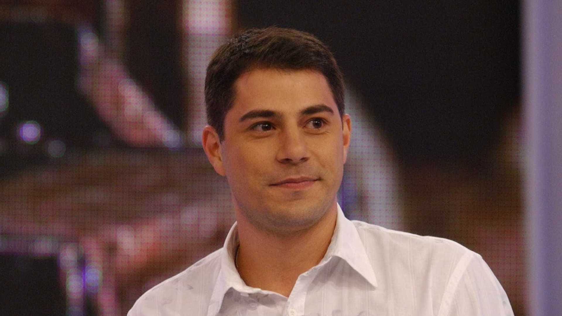 Evaristo Costa diz que prefere lavar louÃ§as a voltar para a Globo